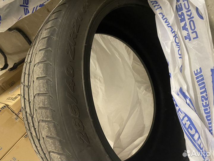 Pirelli P Zero 265/40 R21