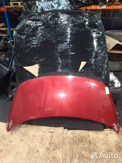 Капот от Peugeot 3008 2010-2016