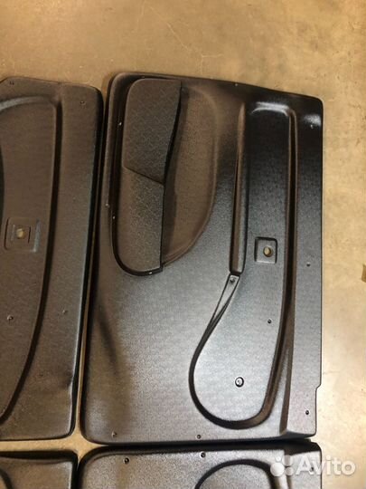 Обшивки двери пластик 2131 (дверные карты)