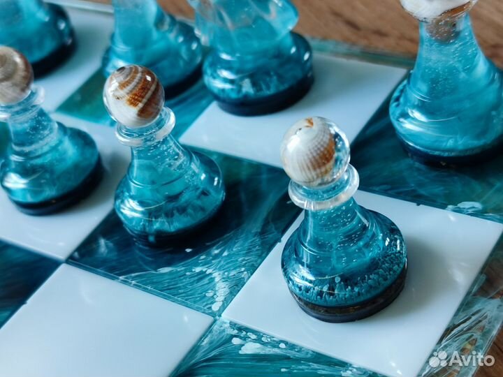 Шахматные фигуры и доска ручной работы под заказ