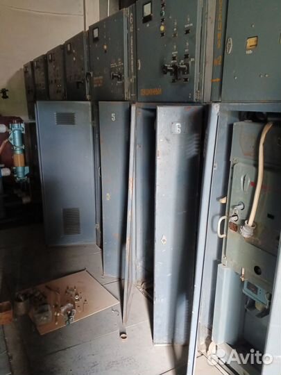 Выключатель высоковольтный трехполюсный вмпэ-10-63