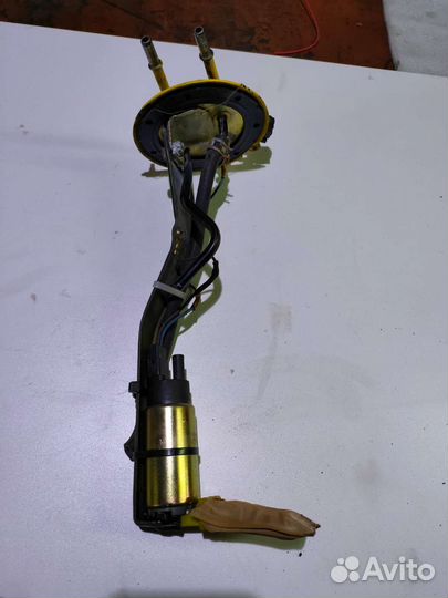 Датчик уровня топлива Toyota