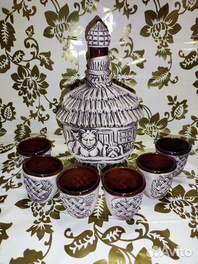 Графин и рюмки керамические
