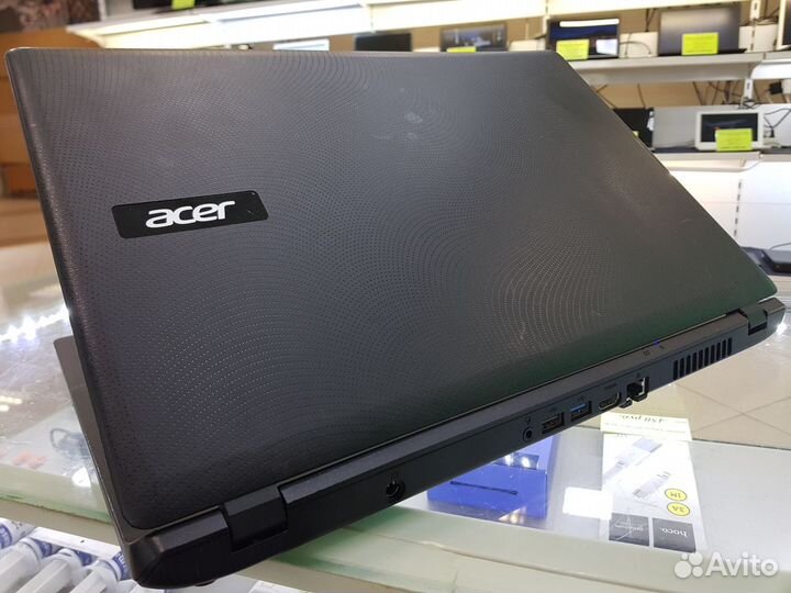 Ноутбук Acer ES1-522 15.6