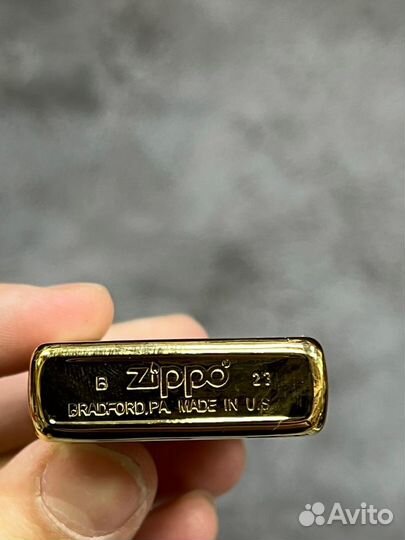 Зажигалка бензиновая zippo