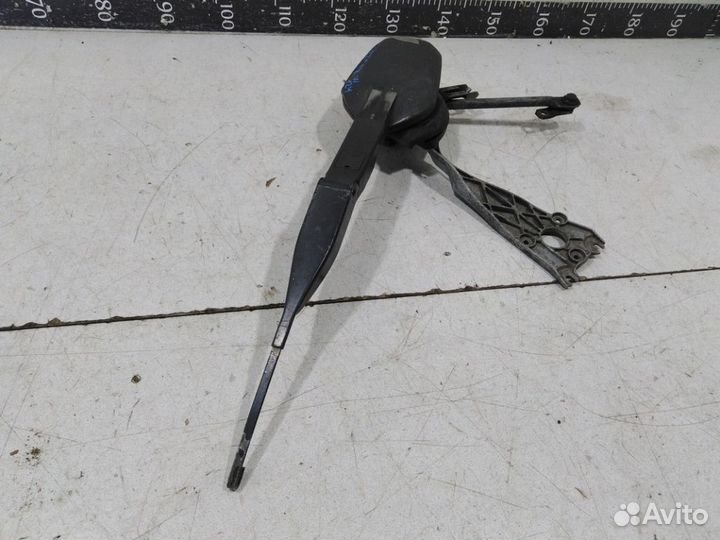 Трапеция стеклоочистителя