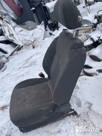 Сиденье переднее водительское Авео т250
