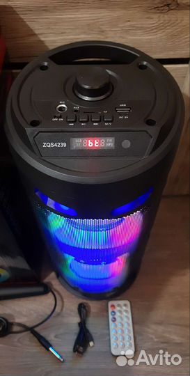 Большая портативная блютуз колонка