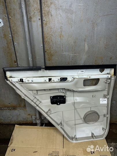 Комплект дверных карт задних Паджеро 4