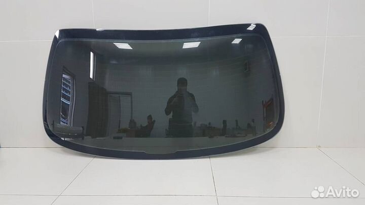 Стекло заднее Kia Spectra 2001-2011
