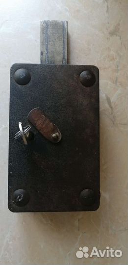 Замок гаражный