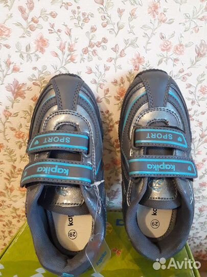 Новые кроссовки капика 29 размер доя девочки