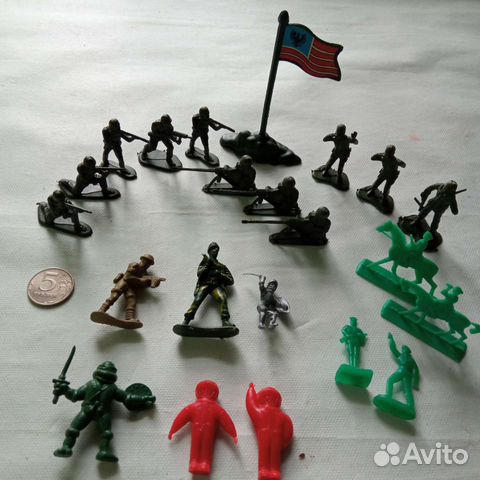 Детские солдатики мелкие 80-90 е пластик