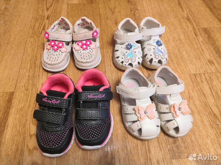 Продам обувь для девочки