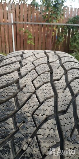 Viatti Bosco S/T V-526 215/65 R16