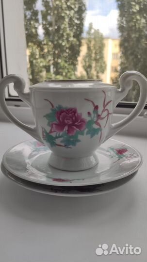 Сахарница и два блюдца старый Китай