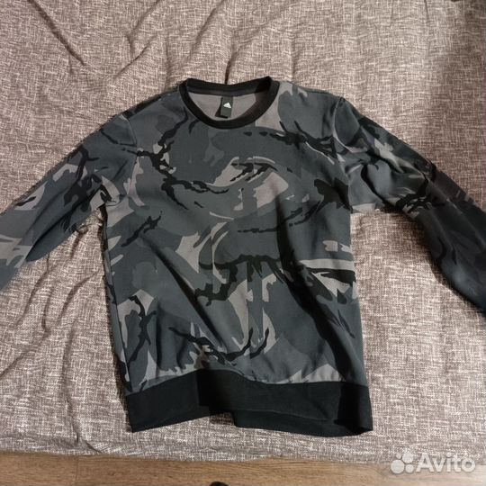 Свитшот adidas