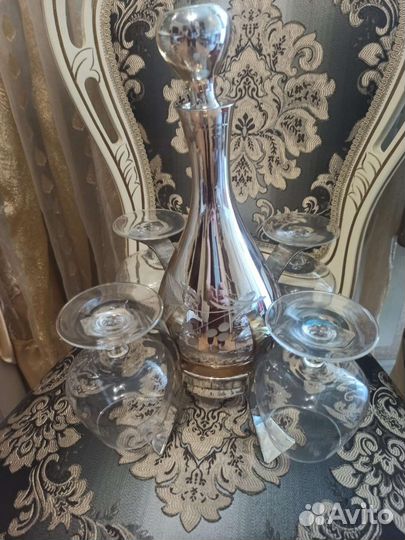 Подставка для коньячного набора