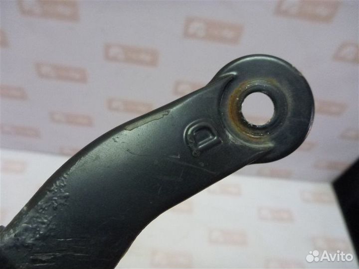 Поводок стеклоочистителя передний левый Lexus