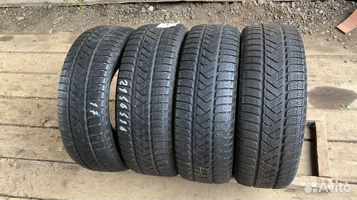Pirelli Winter Sottozero 3 215/65 R16 H