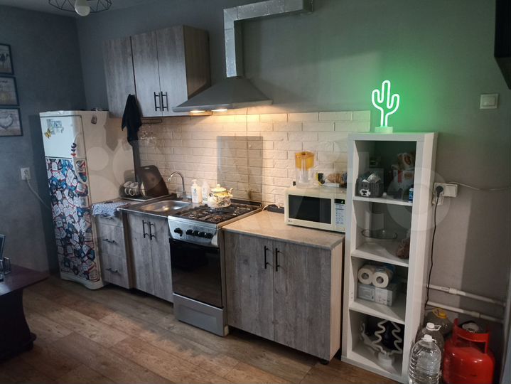 Дом 42 м² на участке 4,2 сот.