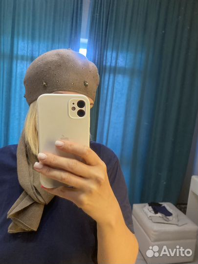 Берет с шарфом