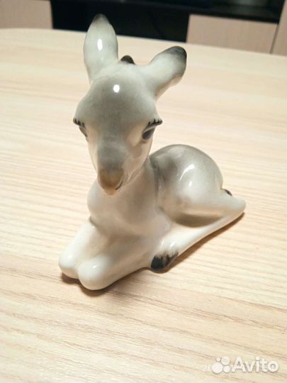 Фигурка оленёнка