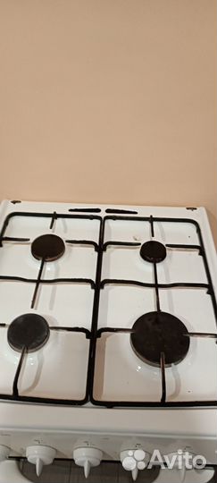 Продам газовую плиту Zanussi