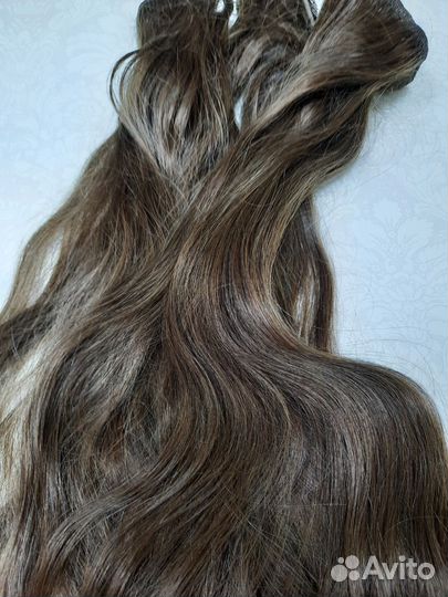 Волосы на заколках