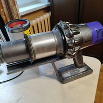 Dyson v10 пылесос, зарядка, насадки