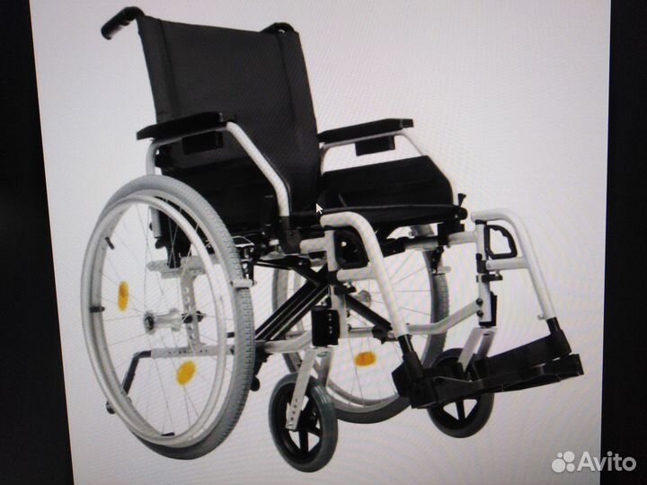 Кресло коляска для инвалидов Ortonica Base 195