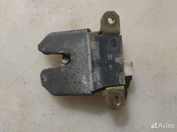 Замок крышки багажника Фольксваген Пассат б5 седан