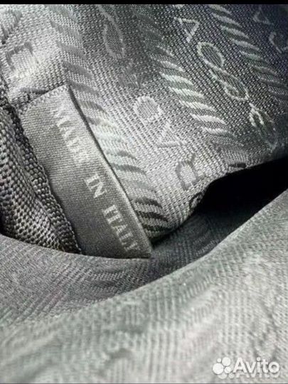 Prada Vip Gift мини сумка косметичка бьютиподарок