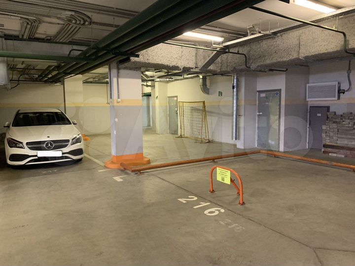 Машиноместо, 22 м²