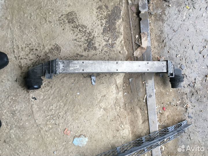 Интеркулер (Радиатор) w211