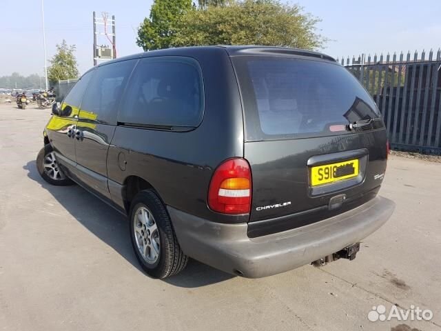 Разбор на запчасти Chrysler Voyager