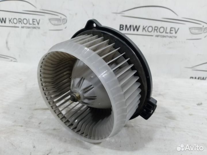 Мотор печки отопителя Suzuki Liana