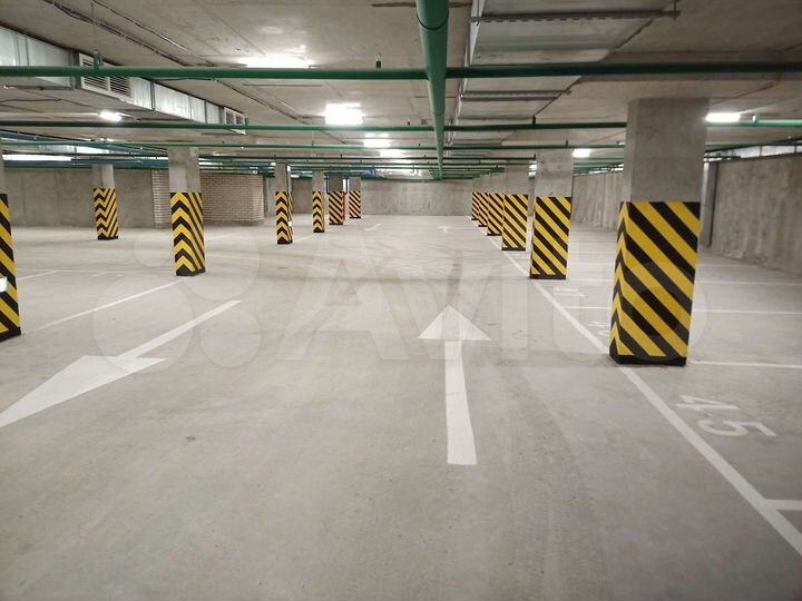 Машиноместо, 16 м²