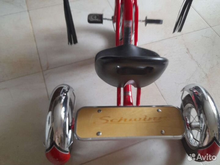 Трехколесный велосипед