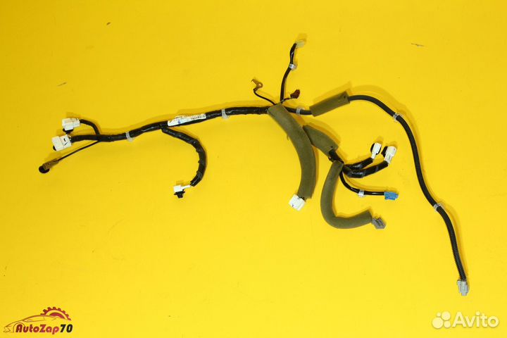 Nissan Patrol (Y62) Жгут проводов двери багажника
