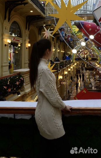 Плтаье Bershka