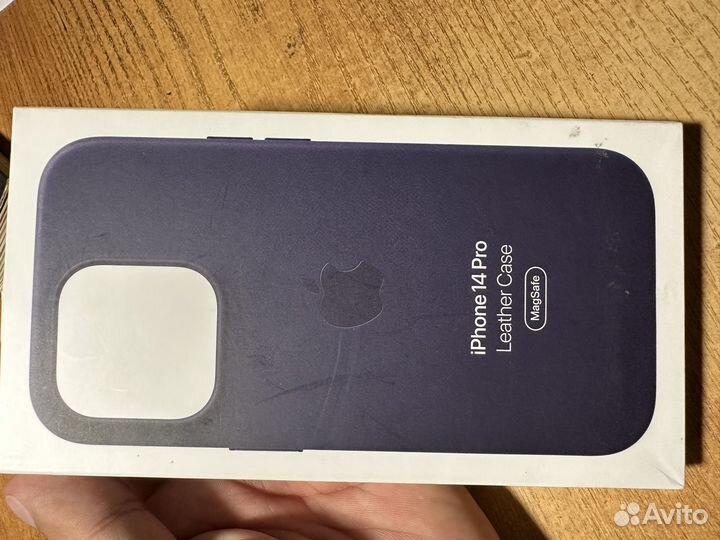 Чехол на iPhone 14 про