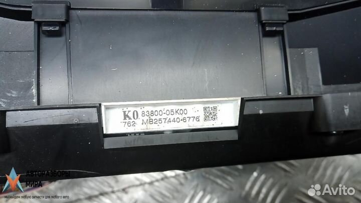 Щиток приборов (приборная панель) Toyota Avensis