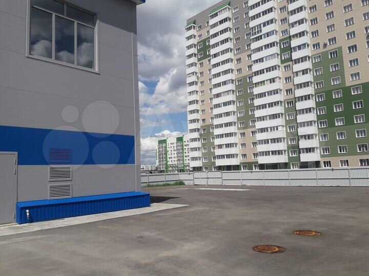 Продам здание 1950 м2