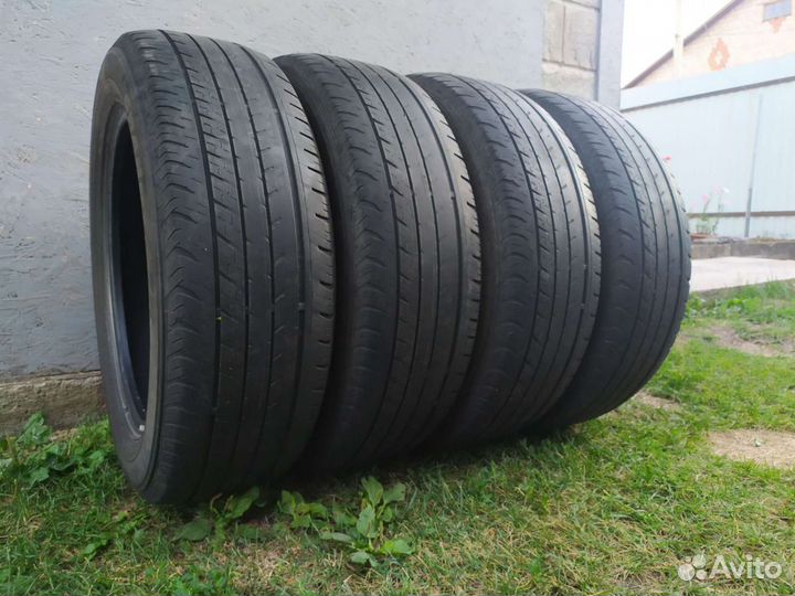 Dunlop Grandtrek ST30 225/60 R18 100H