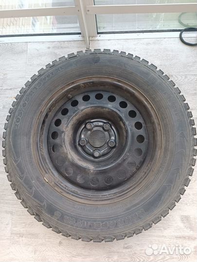 Nokian Hakkapeliitta 5 205/65 R15