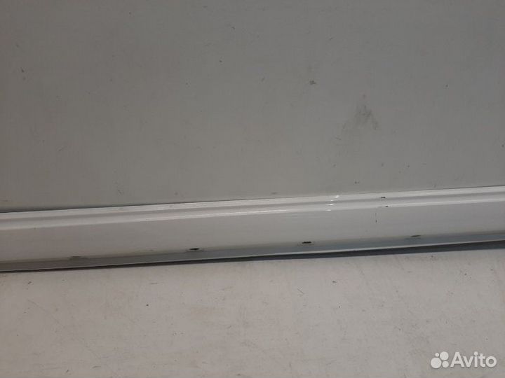 Накладка порога правая Toyota Land Cruiser 200