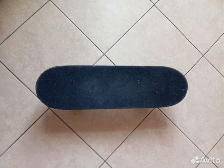 Скейт борд компании Termit с шершавым верхом