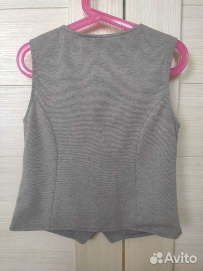 Жилетка серая Sela, 122-128