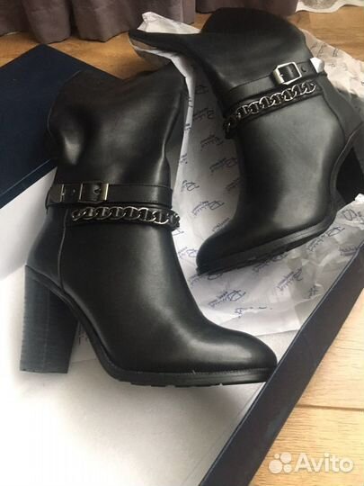 Сапоги женские